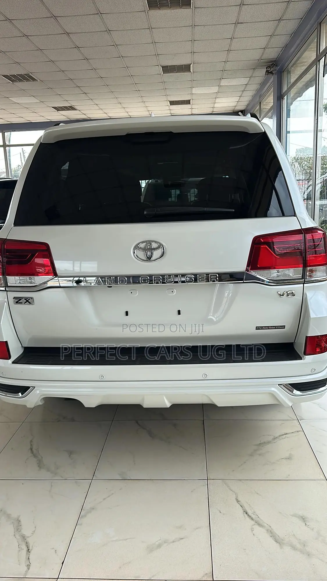 Toyota Land Cruiser 4.6 V8 ZX 2020 White