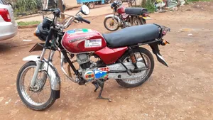 Bajaj Boxer 2019 Red