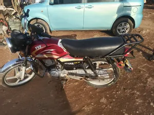TVS XL 100 2017 Red