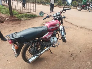 Simba UG Boss+ 100cc 2022 Red