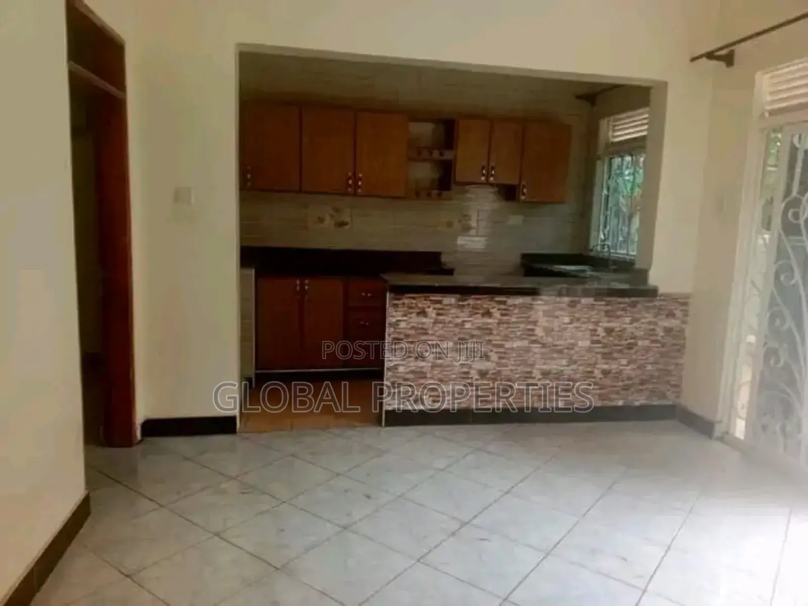 1bdrm Bungalow in Kira Estate, Central Division for rent