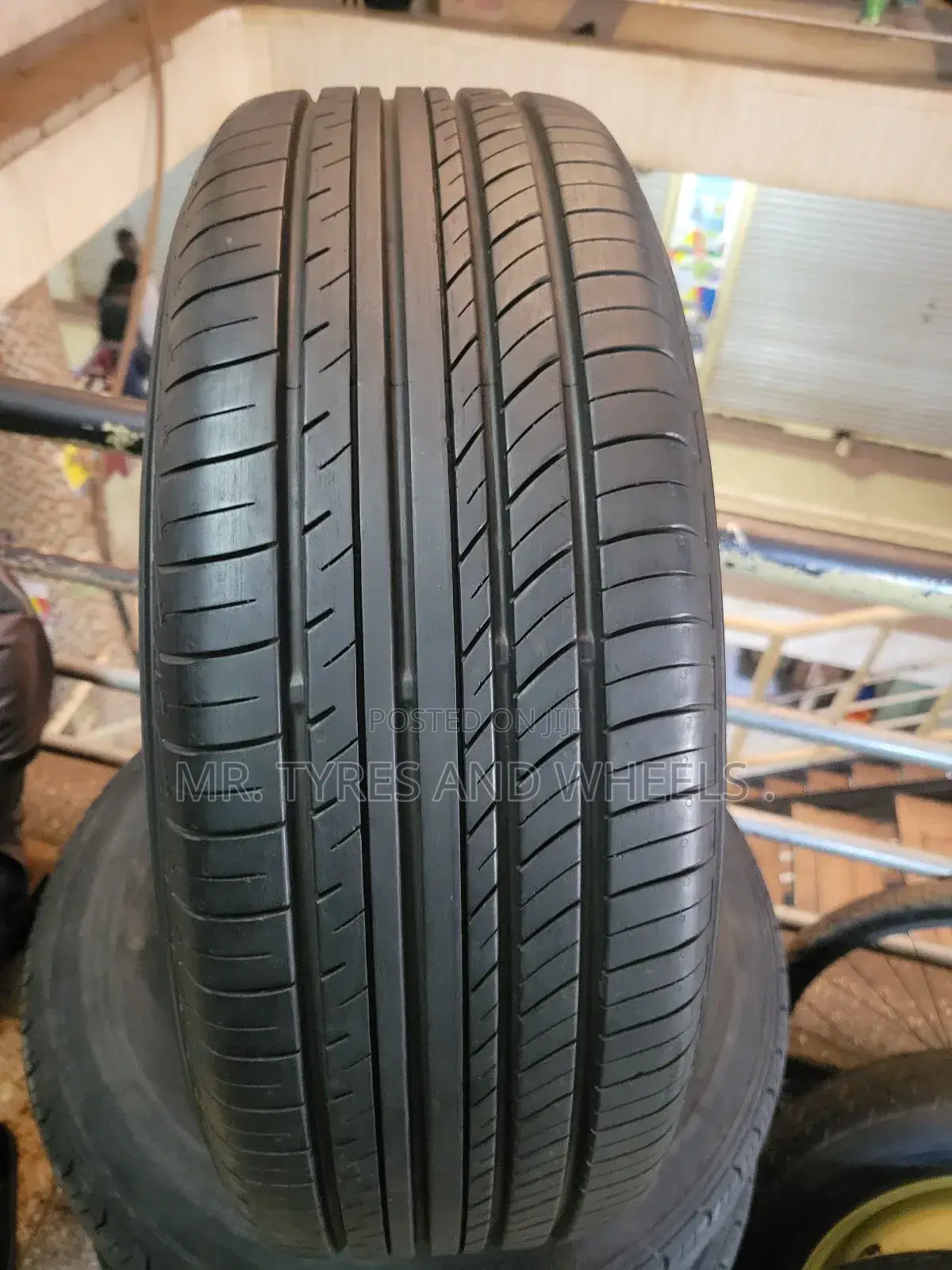 You Get E Right Tires From E Right Places 215 60 R16 Japan