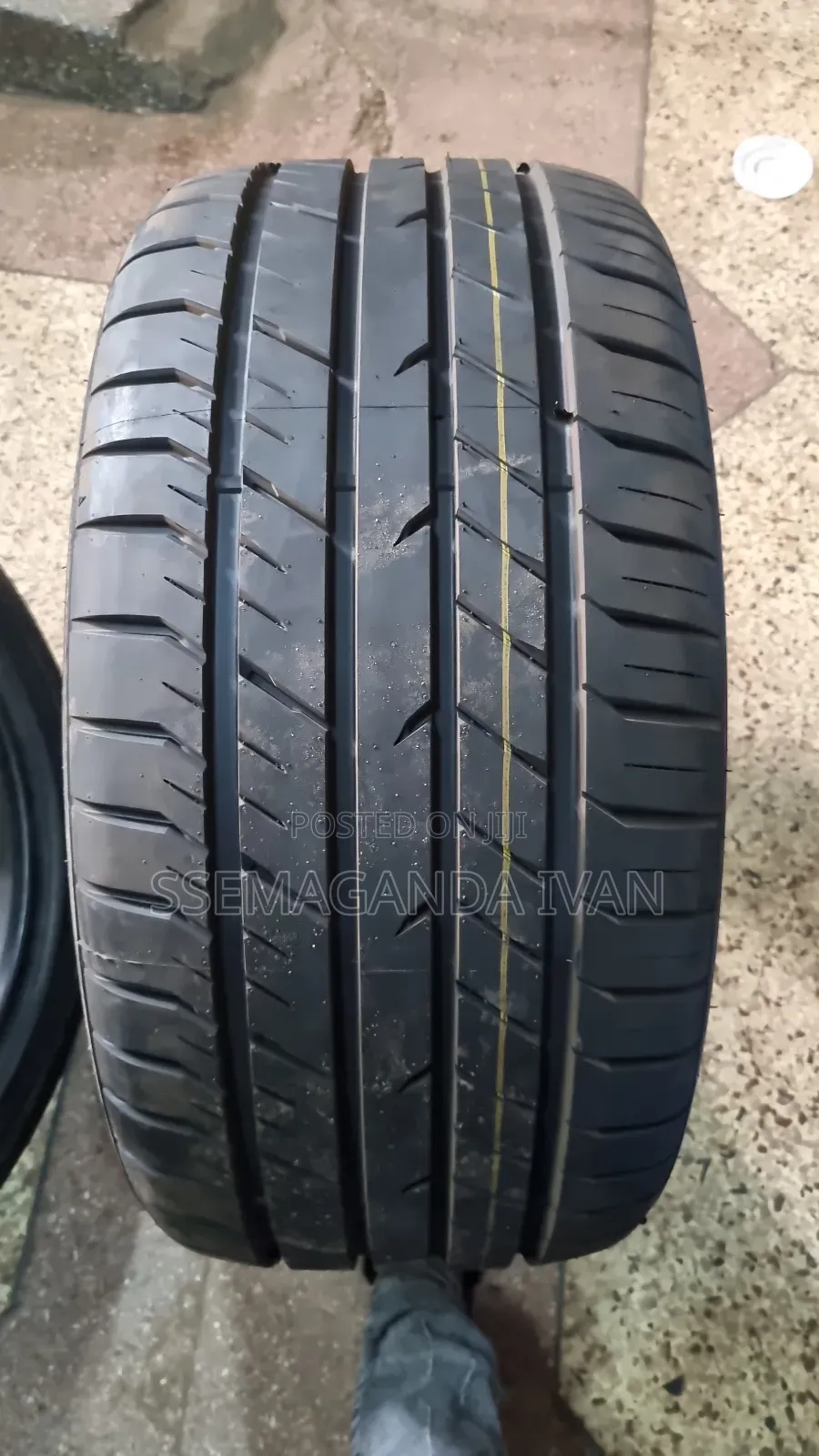 275/35r19 SL116