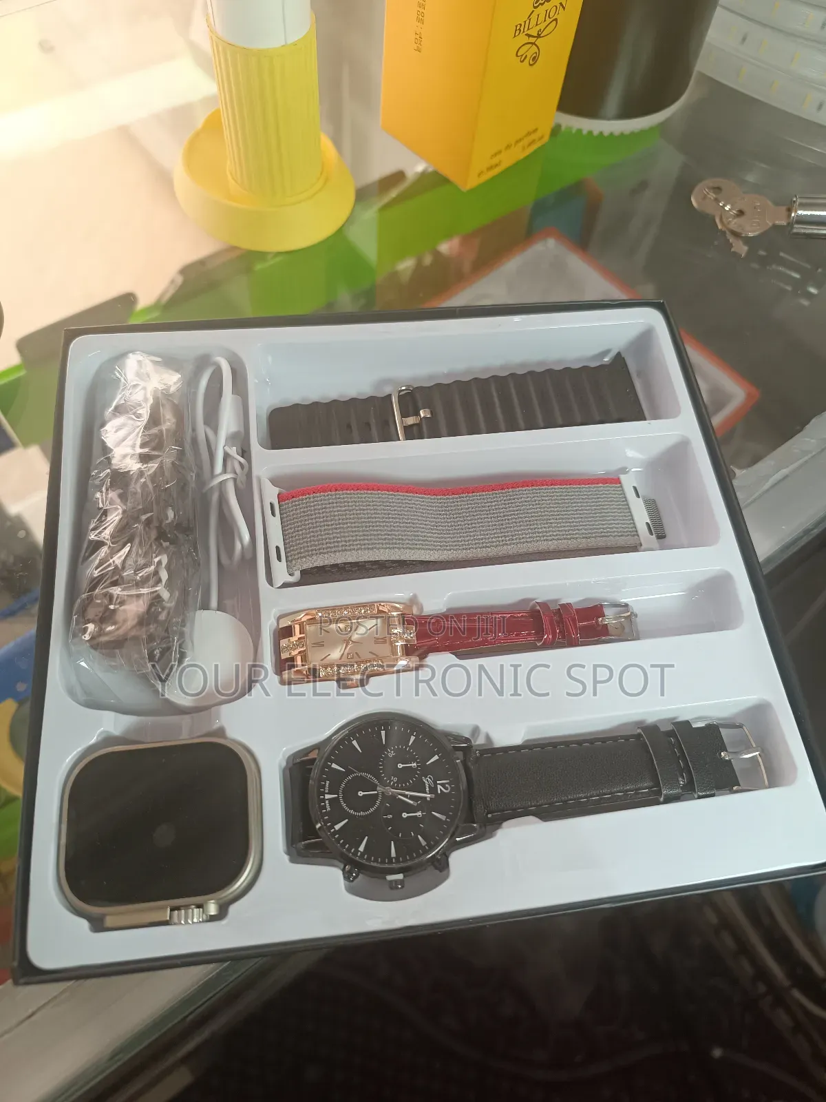 AT3 UTRA 2 Smart Watch