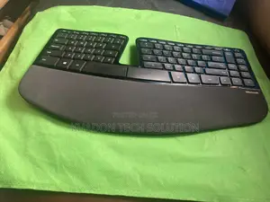 Microsoft Scorpt Log on Wireless Keyboard