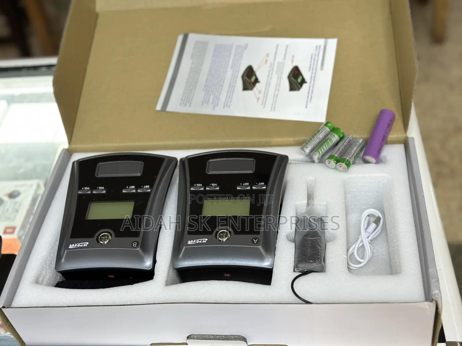 2 Piece Portable Dual Channel Conference Wireless Microphone