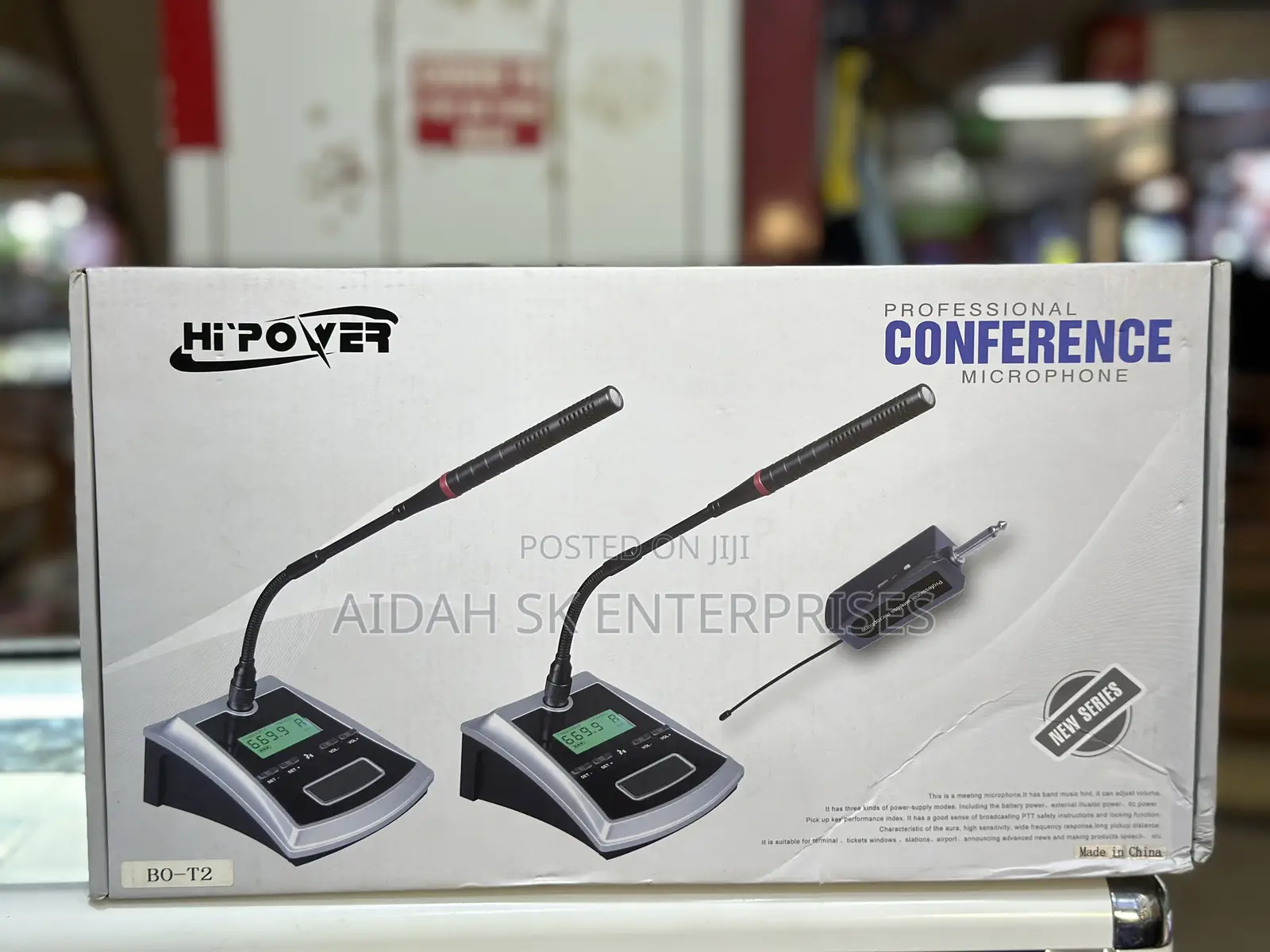 2 Piece Portable Dual Channel Conference Wireless Microphone