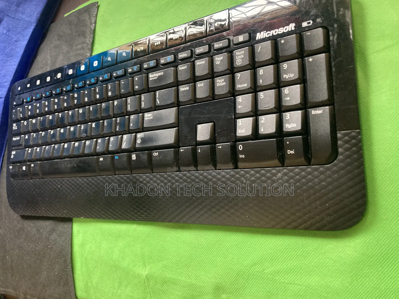 The Microsoft Team Wireless Keyboard