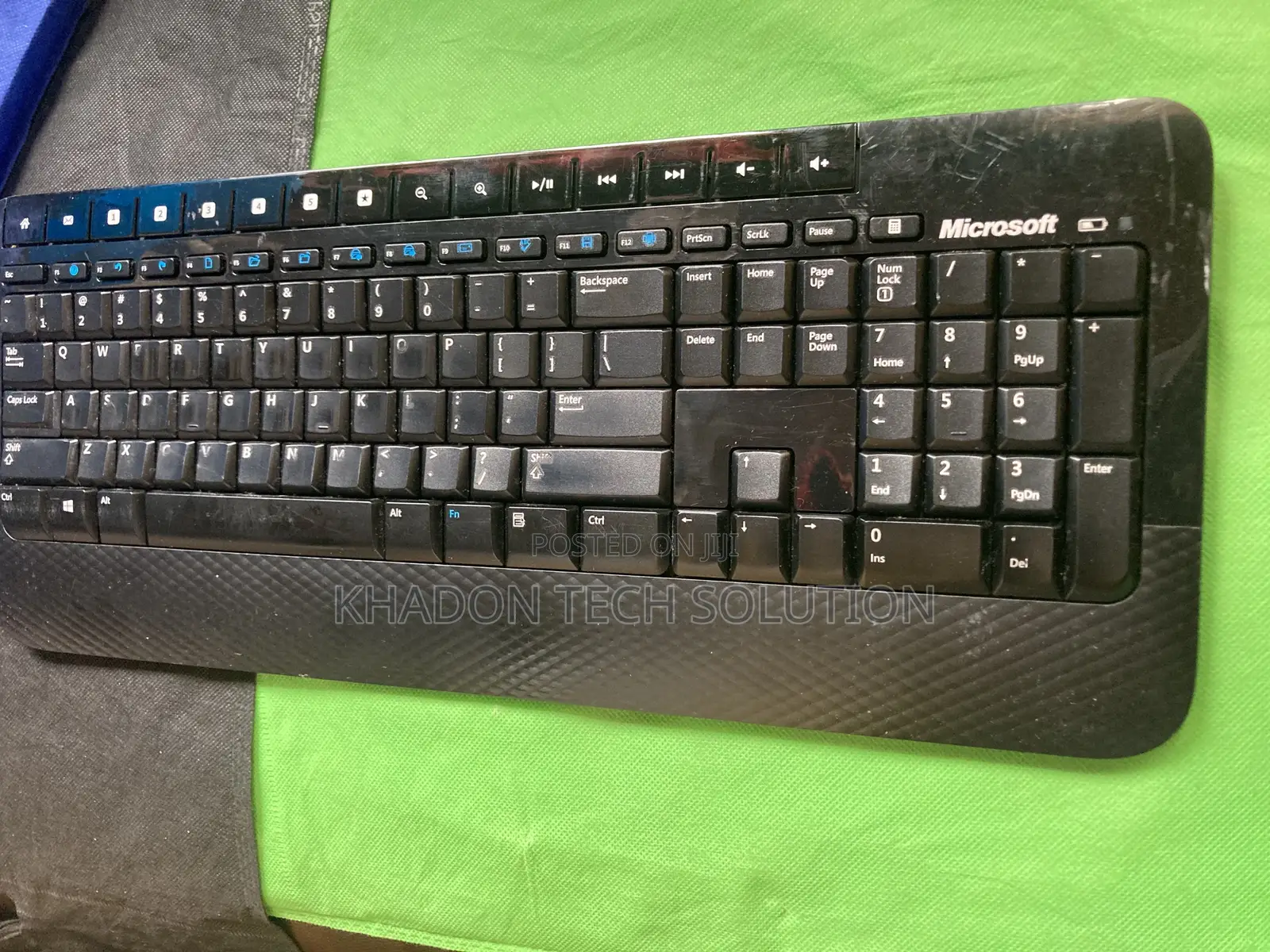 The Microsoft Team Wireless Keyboard