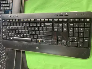 Roll Logitech Wireless Keyboard