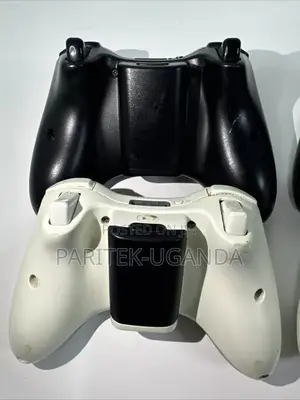 Xbox 360 Wireless Controller in Mint Condition