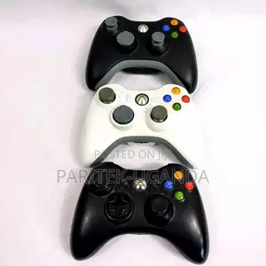 Photo - Xbox 360 Wireless Controller in Mint Condition