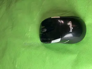 Logitech Mouse Wireless M525