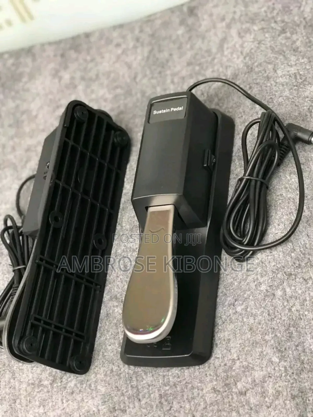YAMAHA Sustain Universal Foot Piano Keyboard Sustain Pedal.