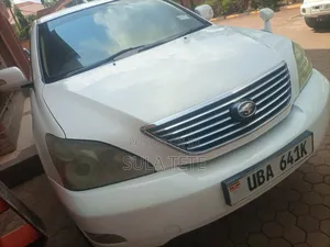 Toyota Harrier 2.4 2004 White