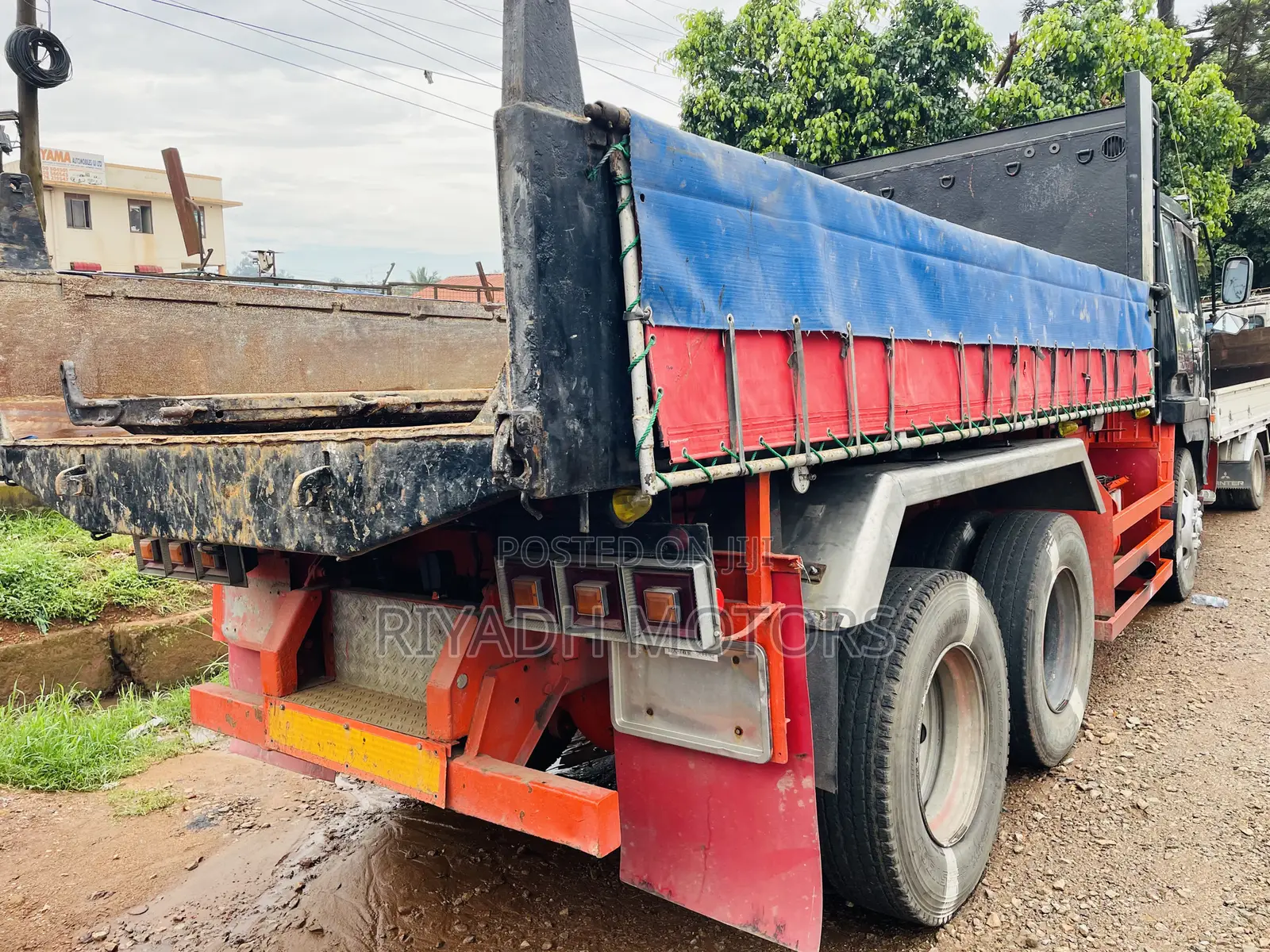 Ten Fuso Dumper 8dc11