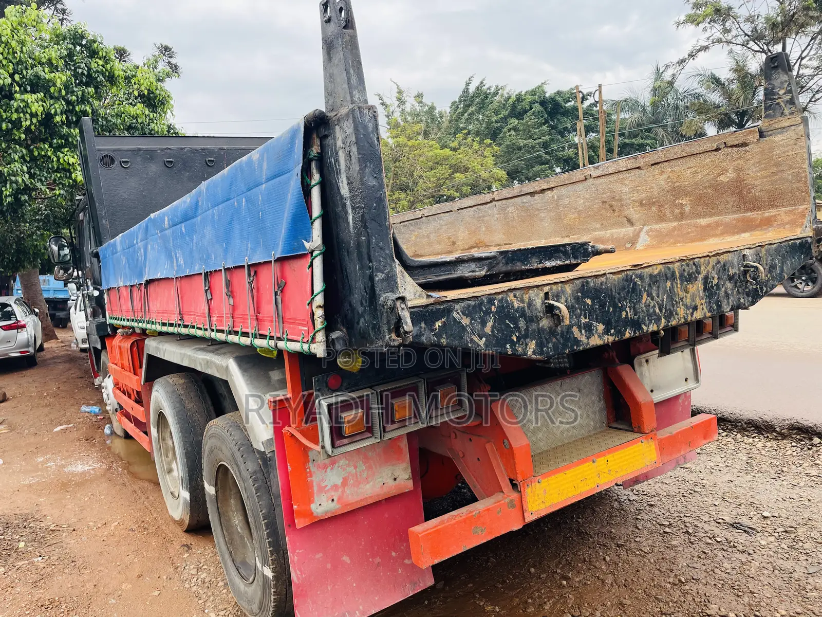 Ten Fuso Dumper 8dc11