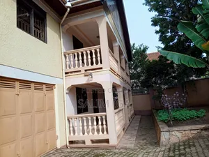 4bdrm Duplex in Kololo Property, Central Division for rent