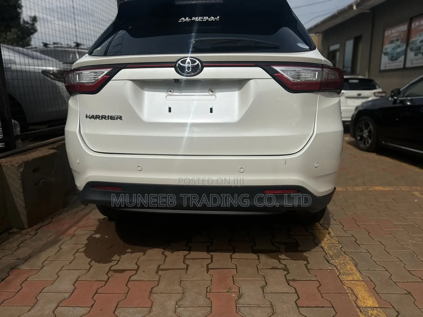 Toyota Harrier 2.0 2018 White