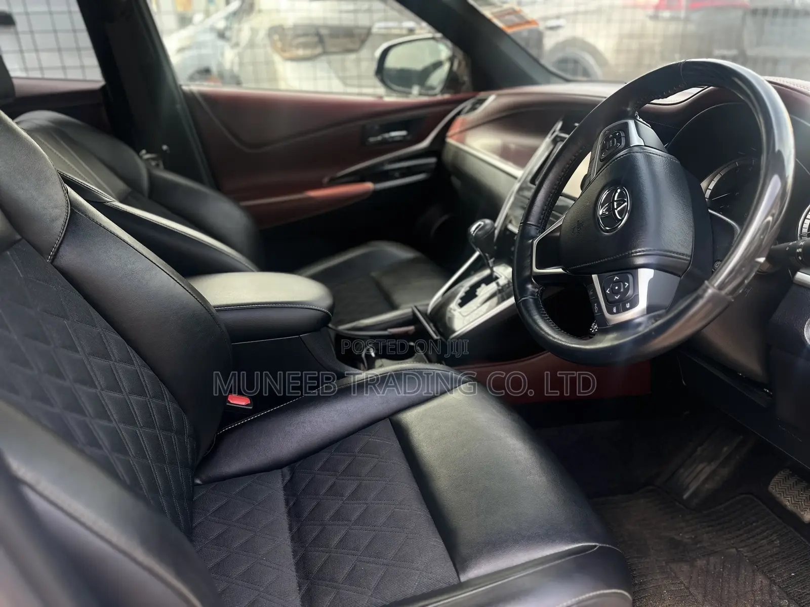 Toyota Harrier 2.0 2018 White