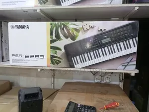 Yamaha Piano PSR E 283