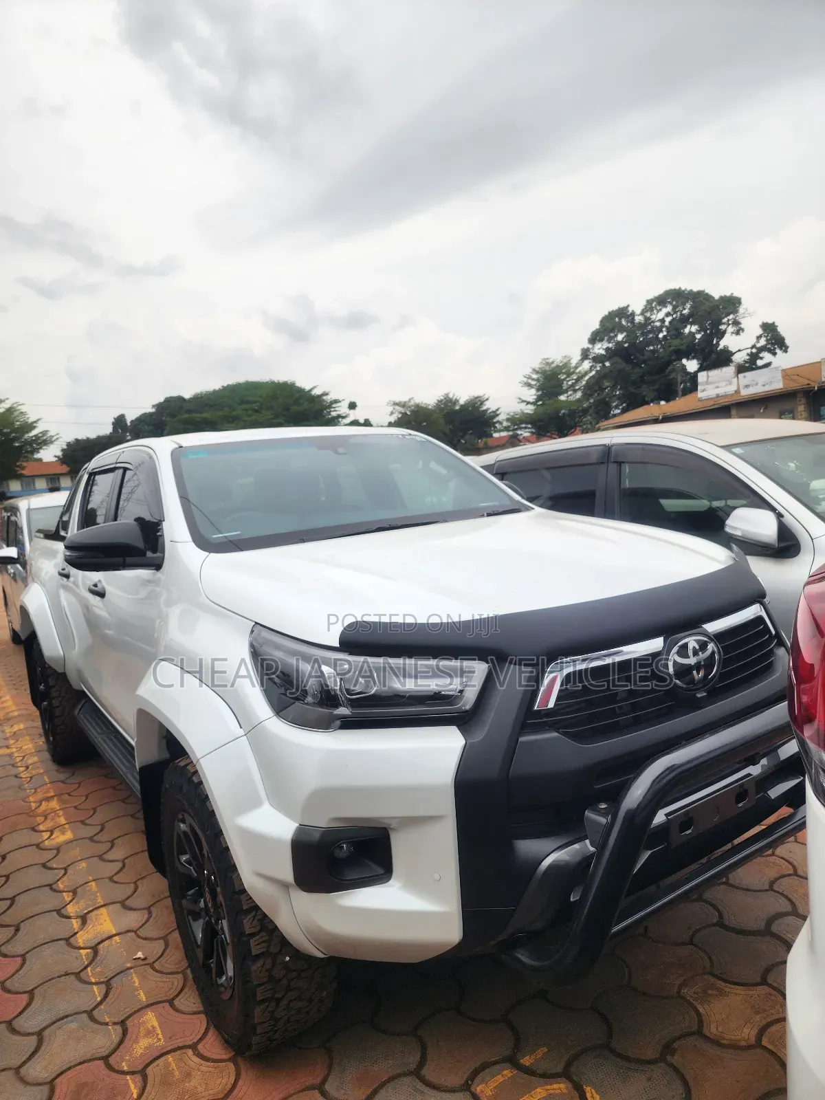 New Toyota Hilux 2024 White