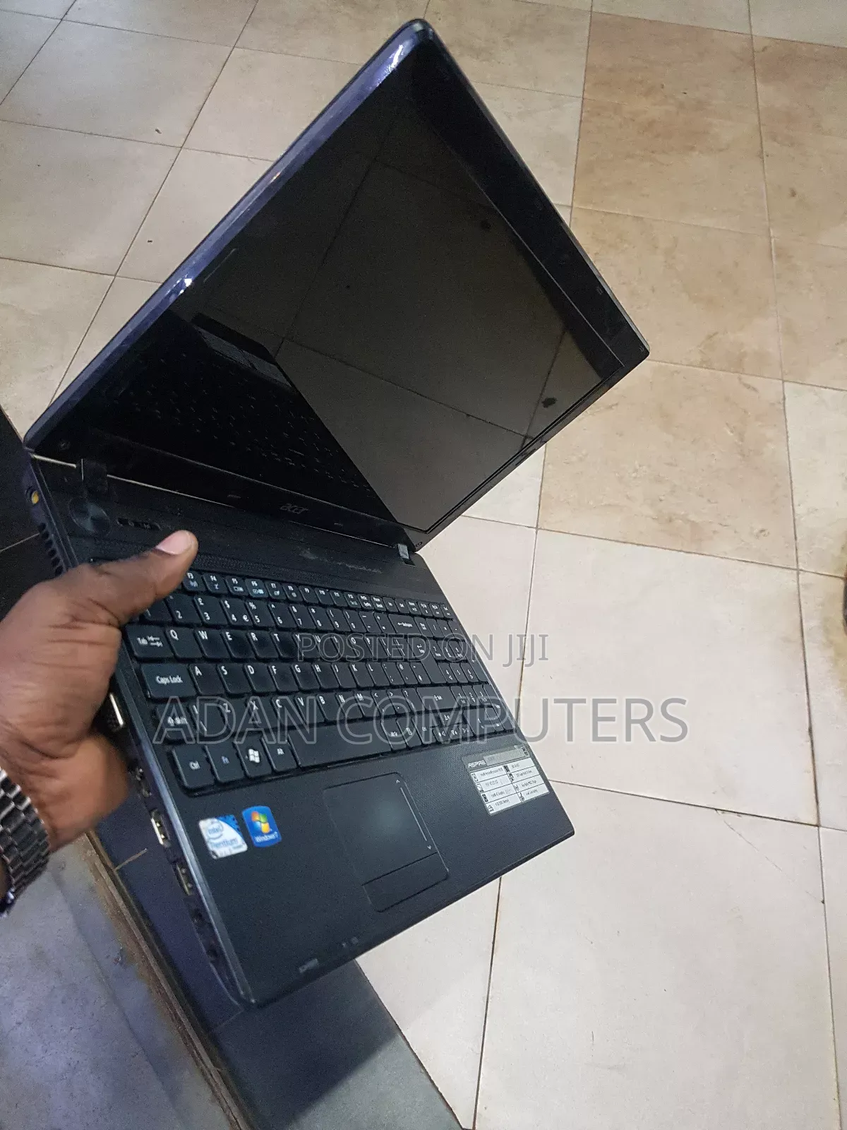 Laptop Acer Aspire 5742 4GB Intel Pentium HDD 320GB