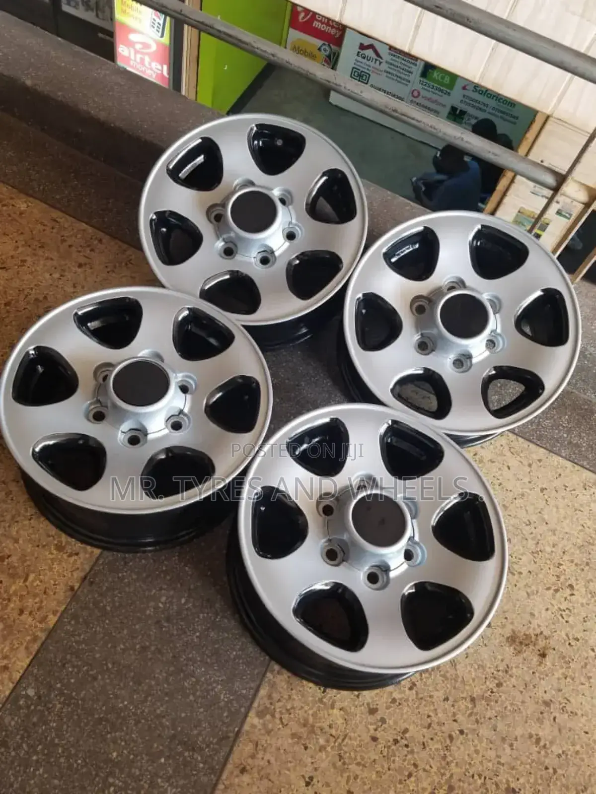 Ur Car Deserves Sam Thing Gd Like Those Rims.Its Size 15.