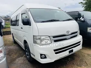 Toyota HiAce 2011 White