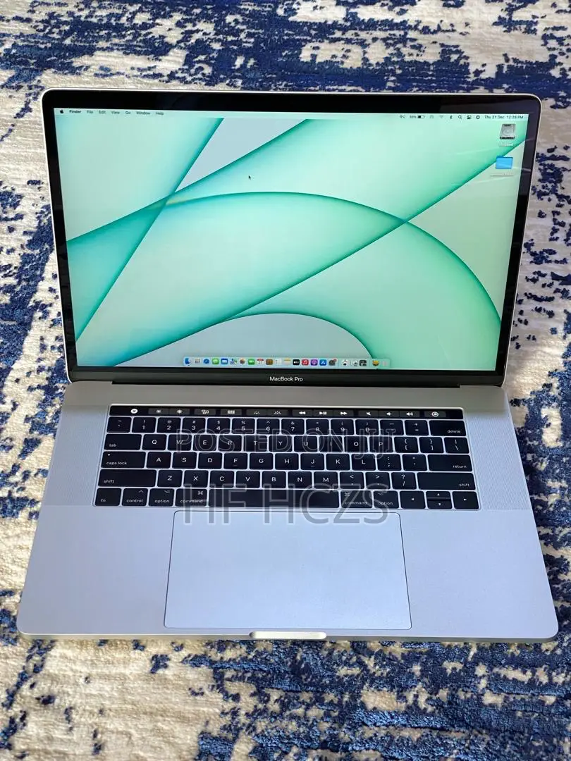 New Laptop Apple MacBook Pro 2017 16GB Intel Core I7 SSD 512GB