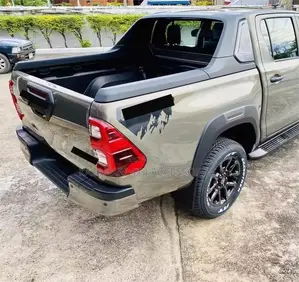 Custom Universal Pick Up Sport Roll Bar