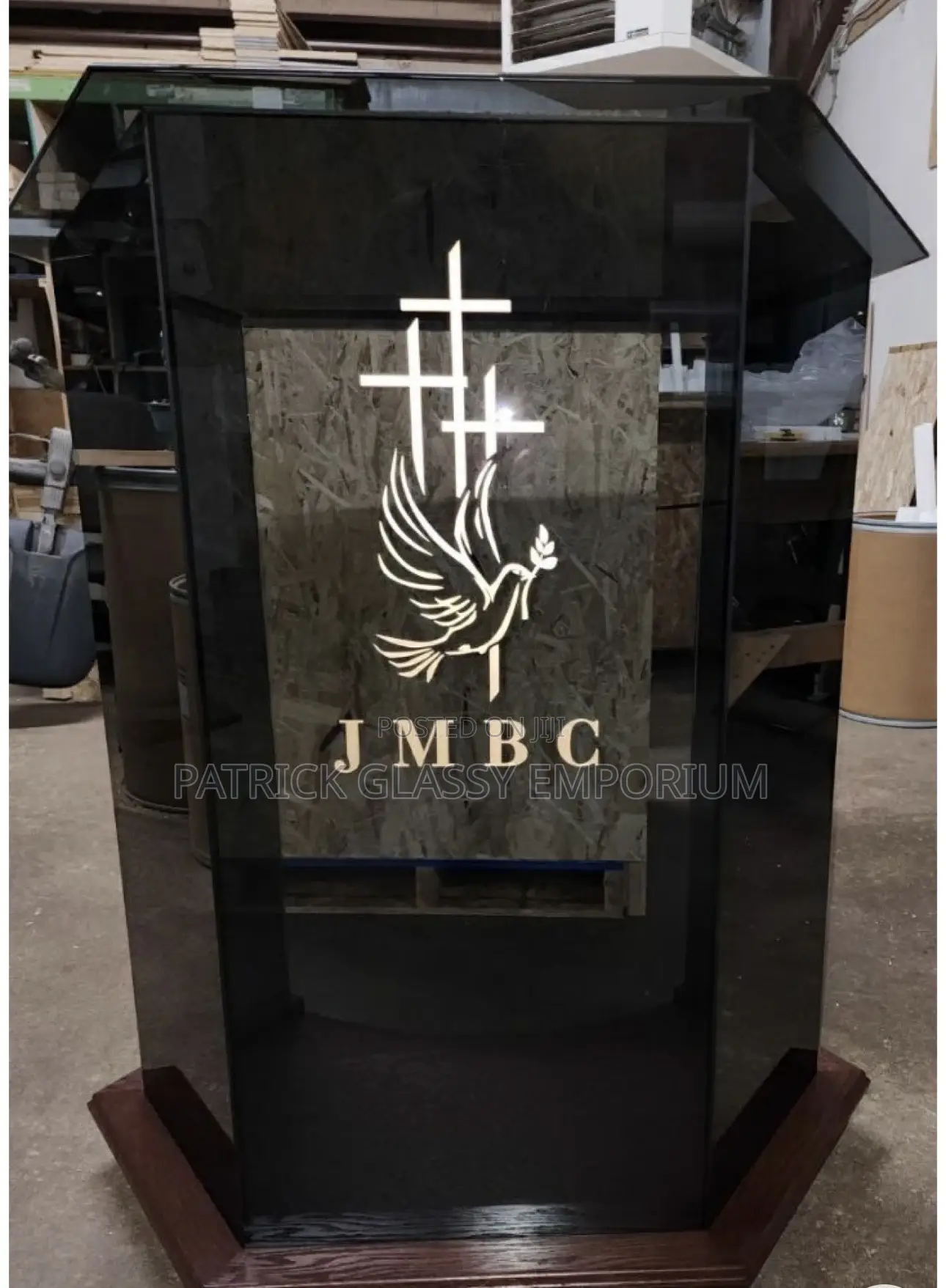 Glass Pulpit