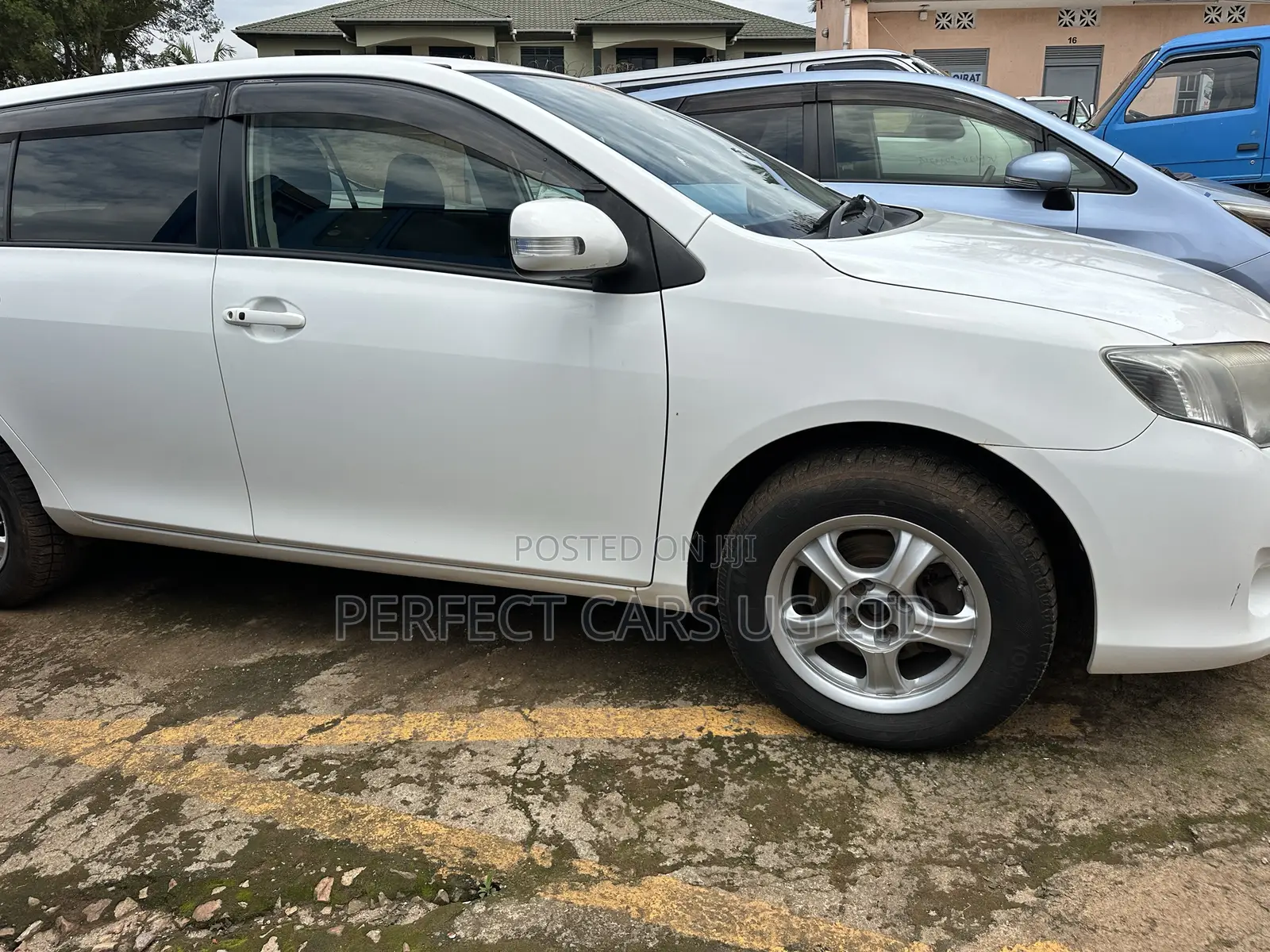 Toyota Corolla Fielder 1.5 Petrol FWD 2012 Off white