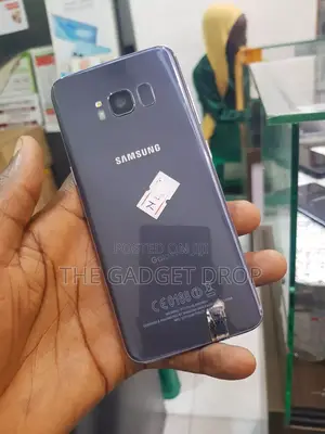 New Samsung Galaxy S8 64 GB Gray