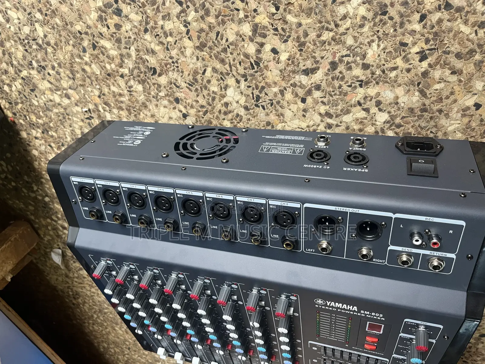Yamaha 8 Line Amp Mixer