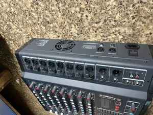 Yamaha 8 Line Amp Mixer