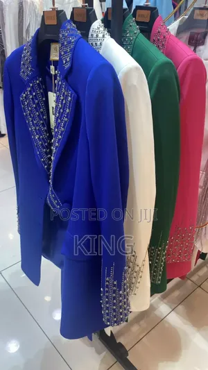 Up to Date 3pieces Style Ladies Suits