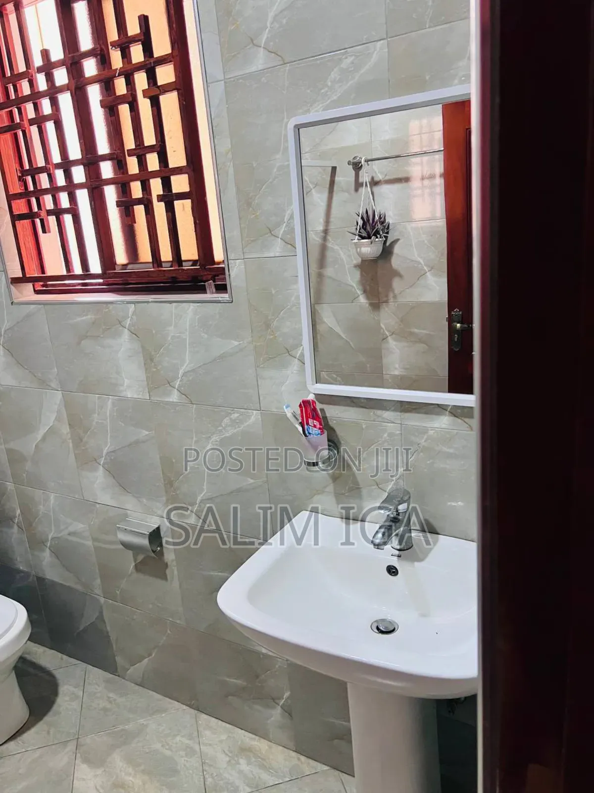 Furnished Studio Apartment in Kololo Property, Central Division