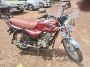 Bajaj CT 110X 2022 Red