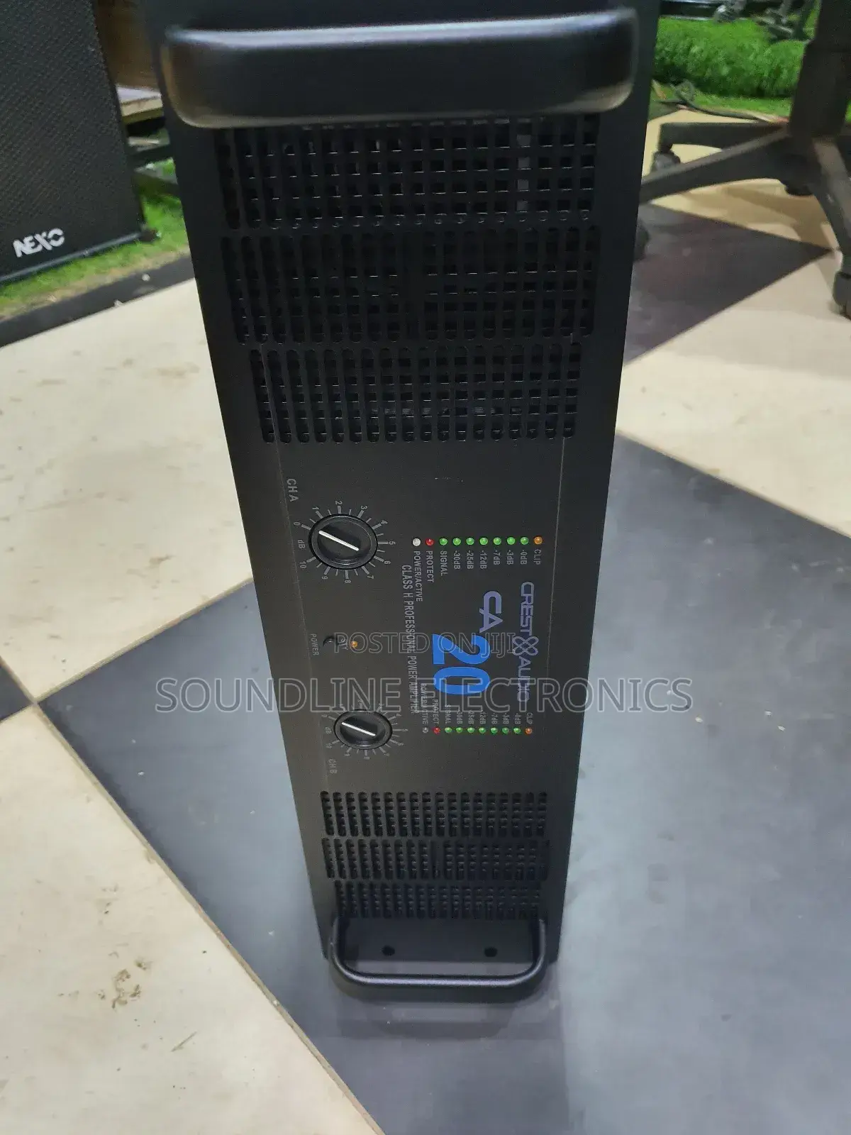 Power Amplifier Crest Audio (Ca20)