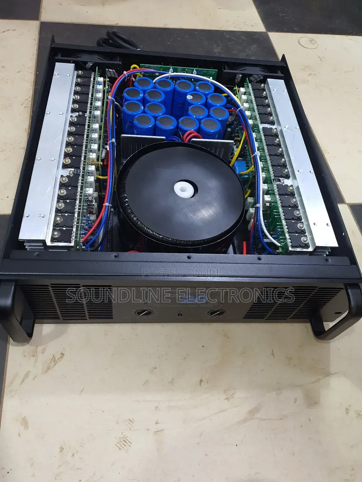 Power Amplifier Crest Audio (Ca20)