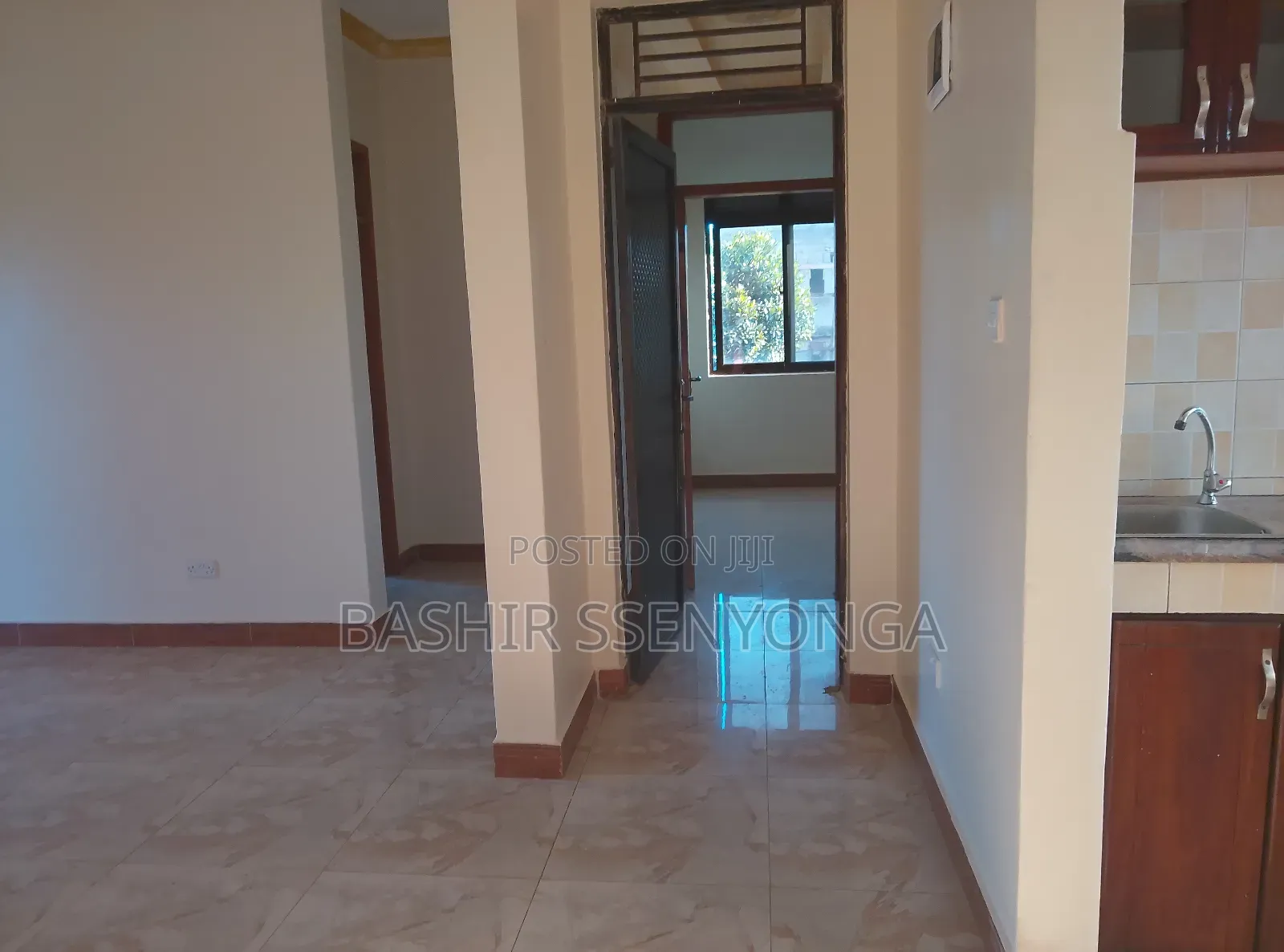 3bdrm Apartment in Makindye for rent