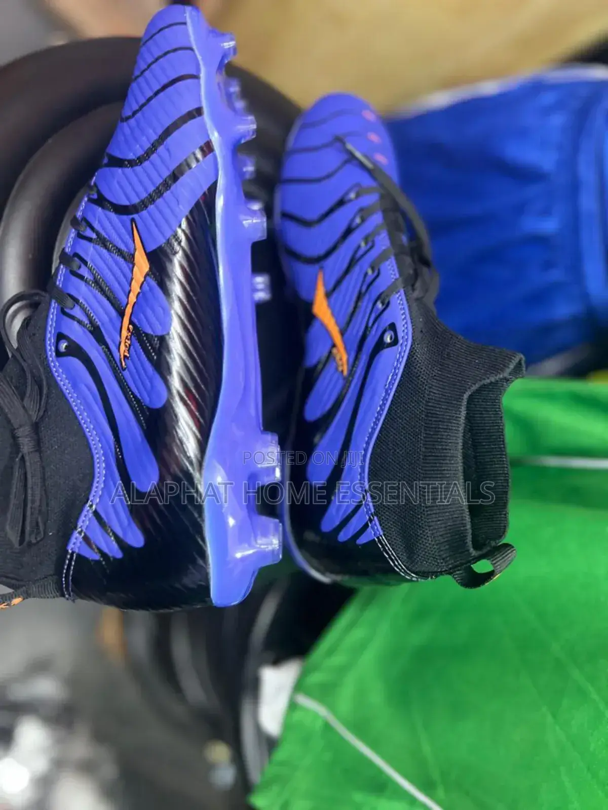 Football Boots/Shoes