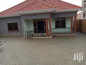 Namugongo Buto Tarmacked Neighborhood House for Sell