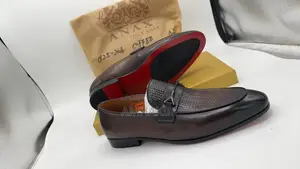 Men's Classic Leather Loafers in Stock