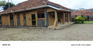 3bdrm Bungalow in Fs Properties Ltd, Nakawa for rent