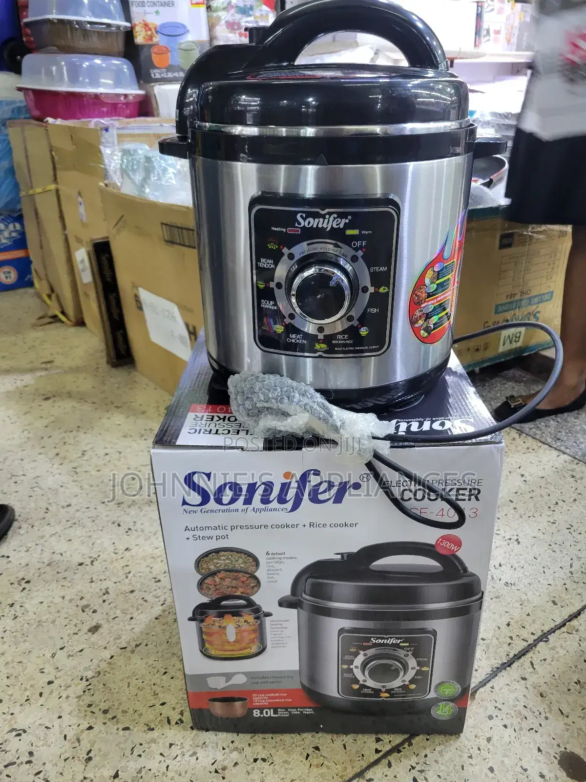 Sonifer Automatic Pressure Cooker 8L Capacity