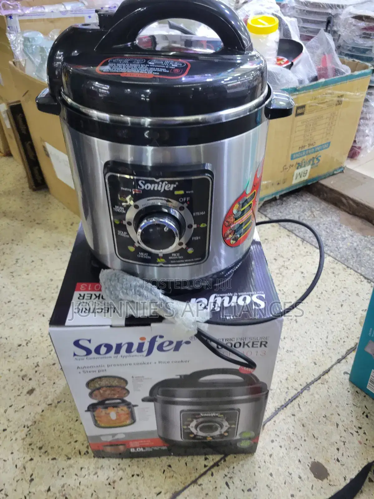 Sonifer Automatic Pressure Cooker 8L Capacity