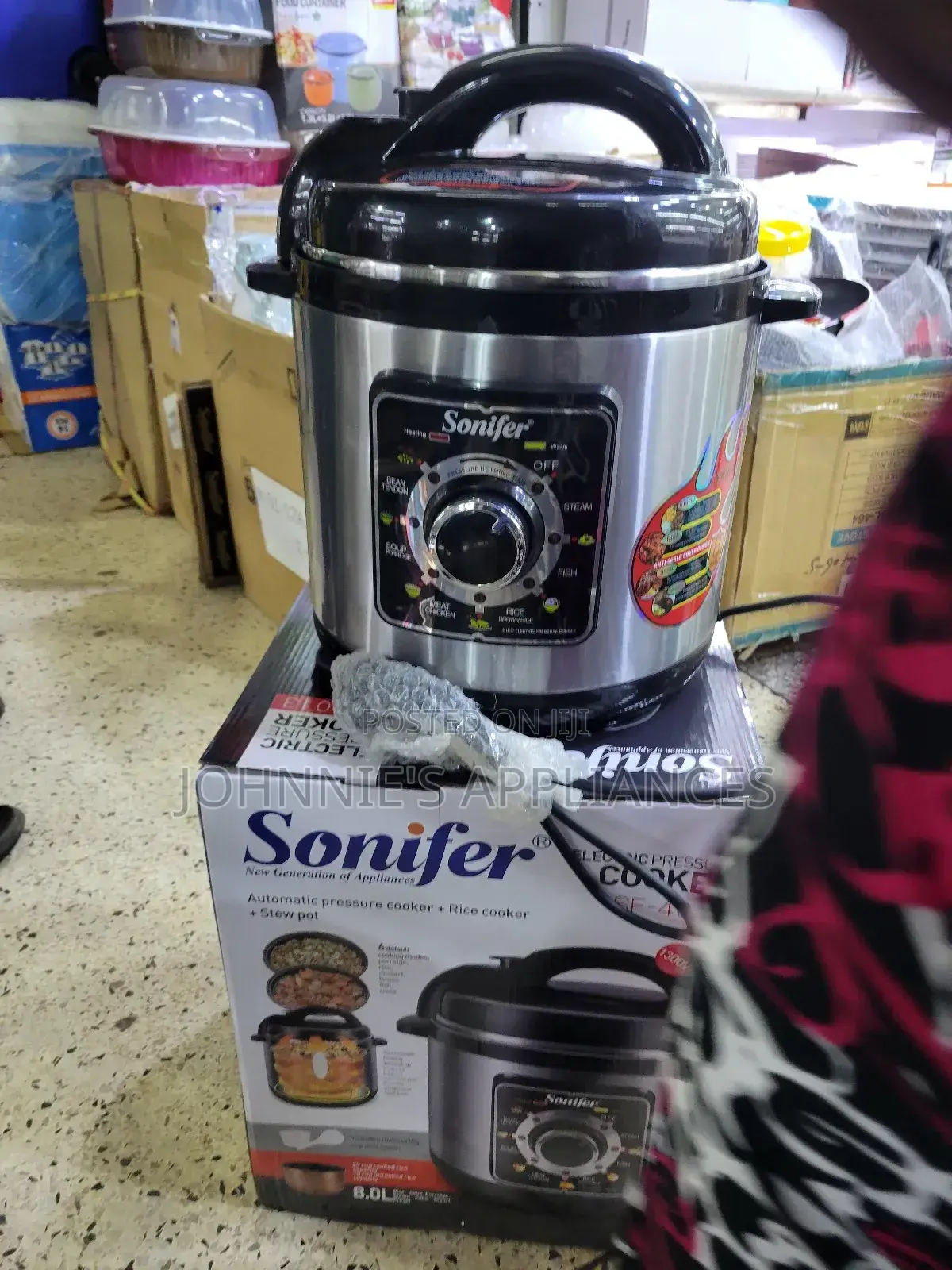 Sonifer Automatic Pressure Cooker 8L Capacity