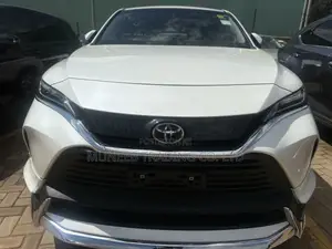 Toyota Harrier 2.0 2020 White